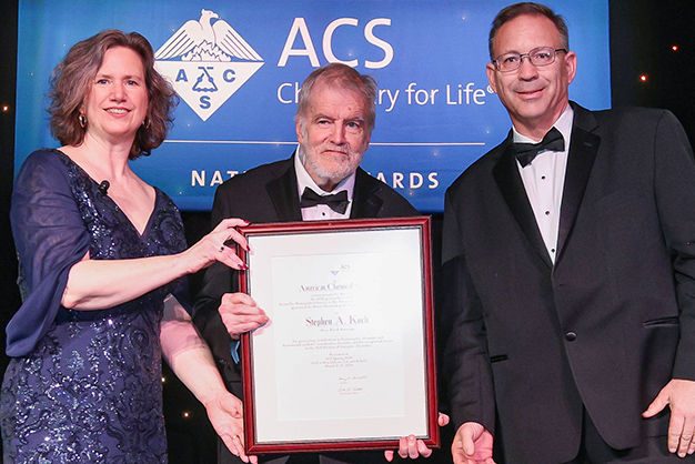 2024 Distinguished Service in Advancement of Inorganic Chemistry Award Recipient Stephen A. Koch