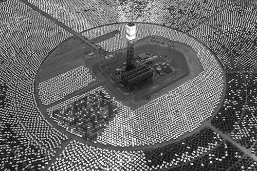 Solar power installation at the Ivanpah Dry Lake in CA